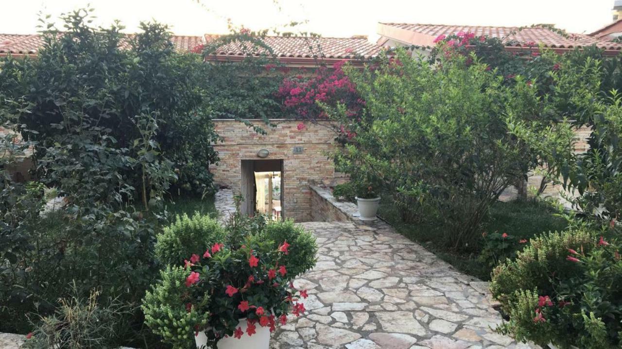 Bougainville Bay Resort - Villa 11 Saranda Dış mekan fotoğraf